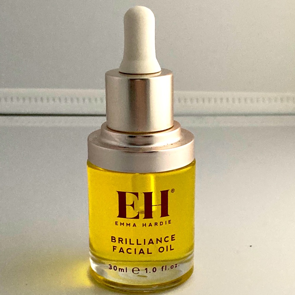 EH Brilliance facial Oil